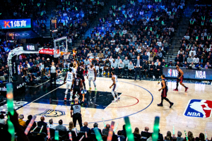 k1体育篮球赛事直播画面展示NBA季后赛现场